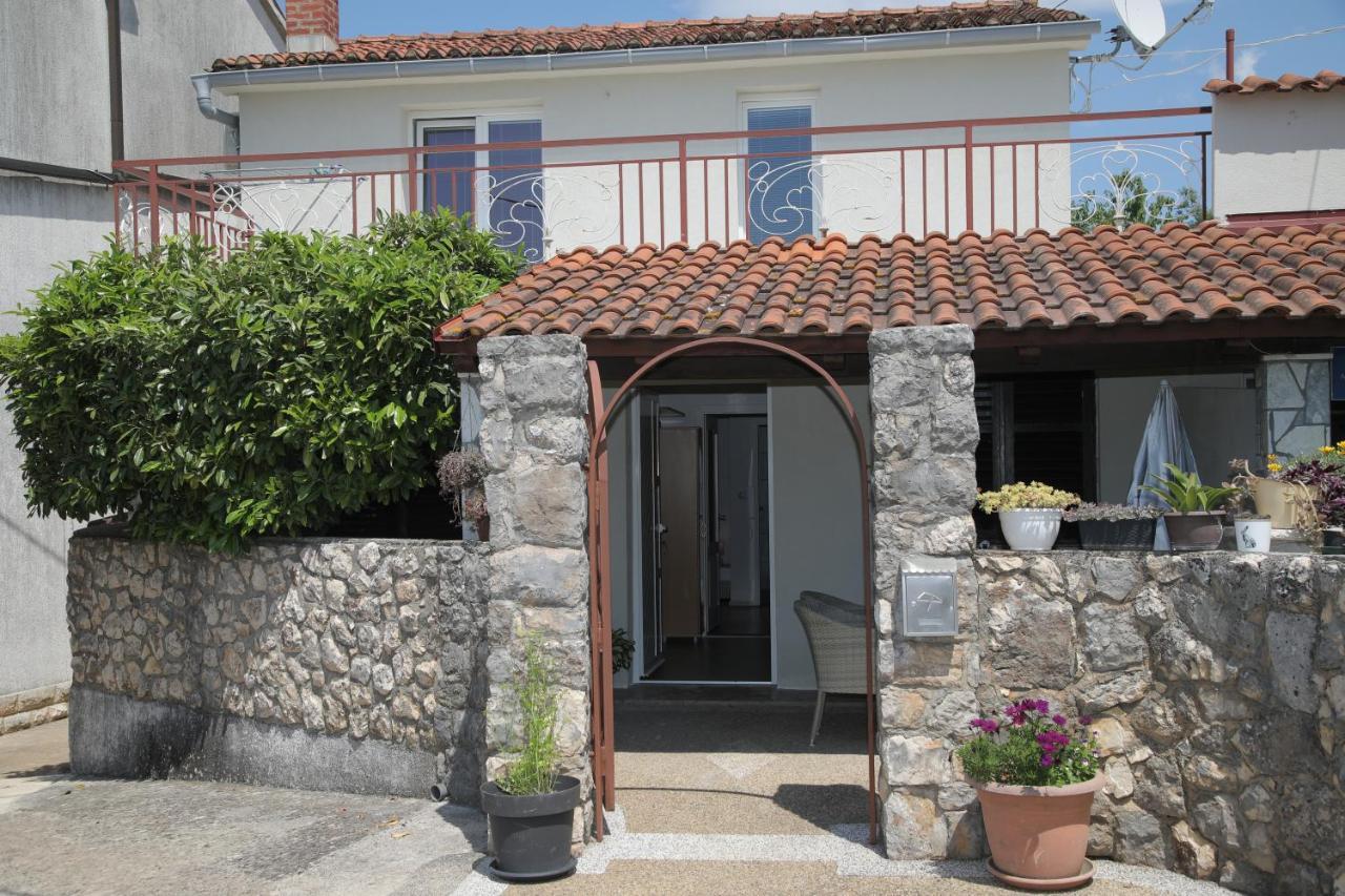 Apartments Noemi Malinska Dış mekan fotoğraf